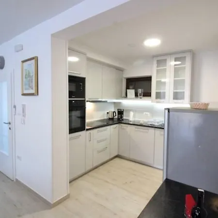 Waterfront Sunset Dream With Pool Trebinje