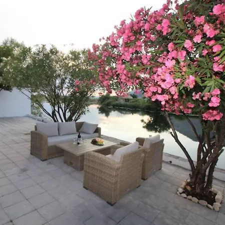 Waterfront Sunset Dream With Pool *