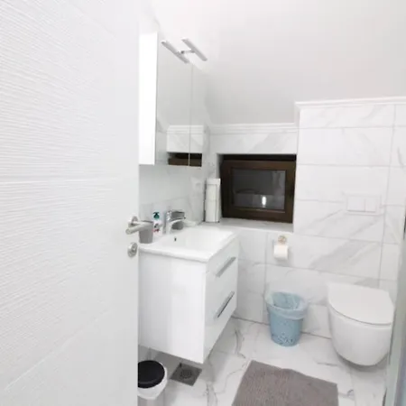 Villa Waterfront Sunset Dream With Pool *