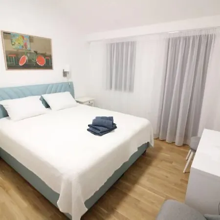 Waterfront Sunset Dream With Pool